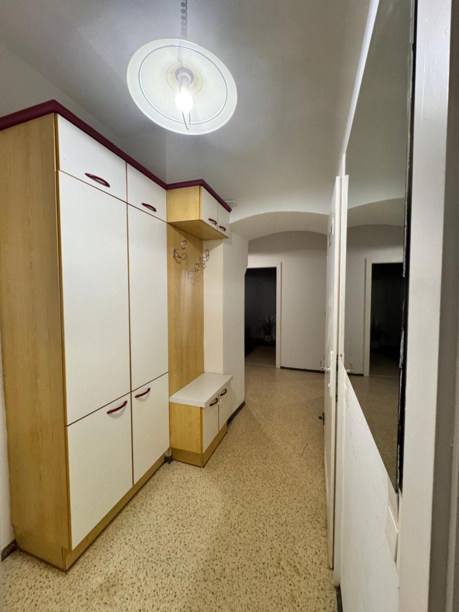 Apartment 1100 Ganze 1 *